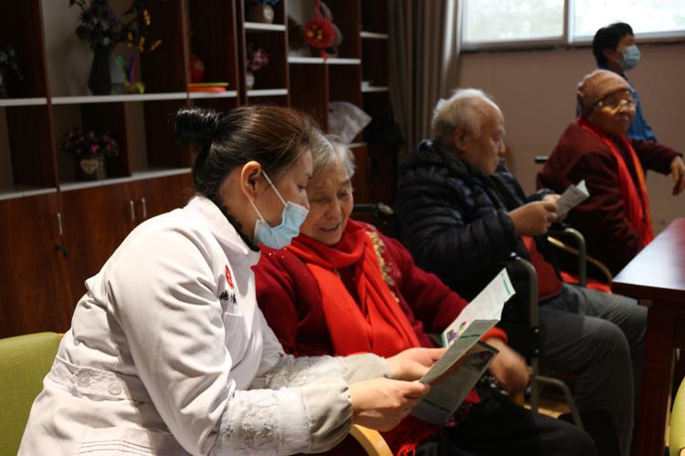 同安老年人医保卡过期怎么更换？这份超详细攻略让你少跑冤枉路